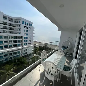 Apartamento Hermoso Con Vista Al Mar Y Salida Directa A La Playa, Cartagena